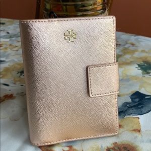Tory Burch Passport Wallet
